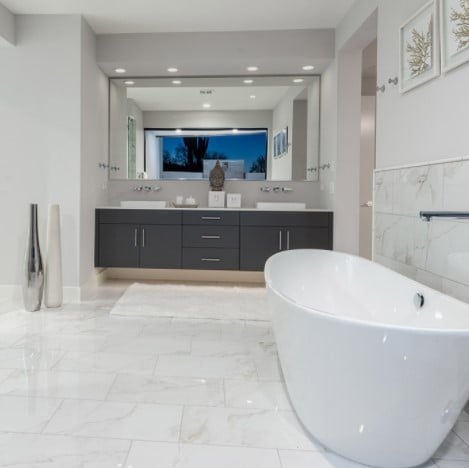 Is Ceramic or Porcelain Tile Better for a Bathroom Floor?